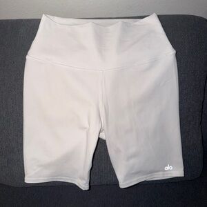 ALO Yoga Women's White Bike Shorts